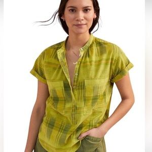 Anthropologie PILCRO green plaid shirt sleeve blouse half button down size small